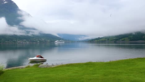 Wunderschöne-Natur-Norwegen.