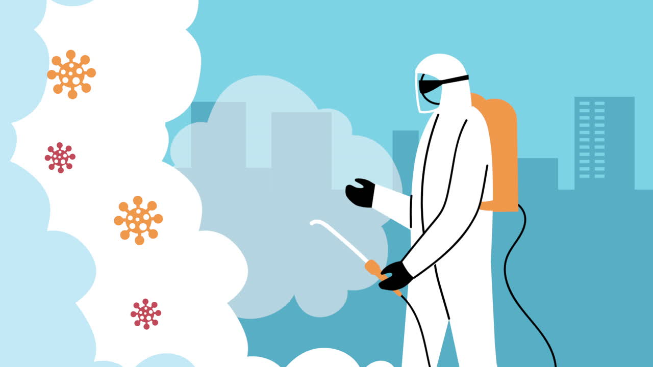 trabajador con traje de bioseguridad y rociador de desinfectante para covid-19