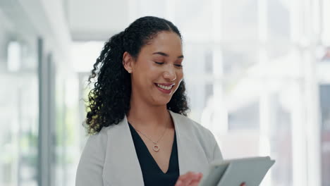 Digital-tablet,-office-and-business-woman-doing