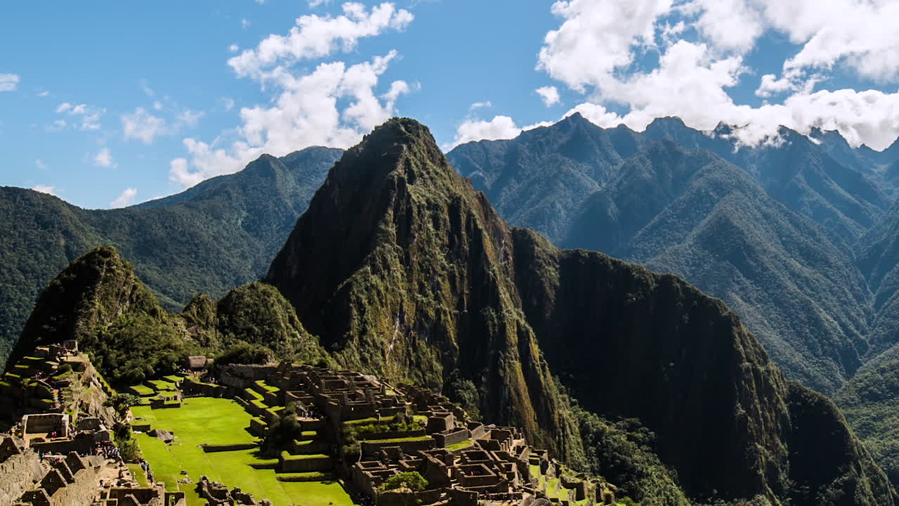 lapso de tiempo del paisaje de machu picchu, perú