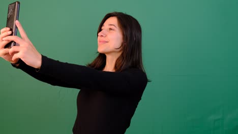 Frau,-Die-Selfie-Macht