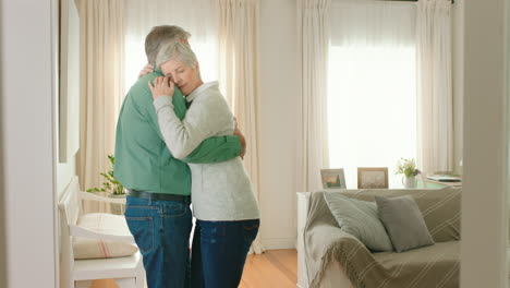 jubilación, paz y baile de parejas de ancianos