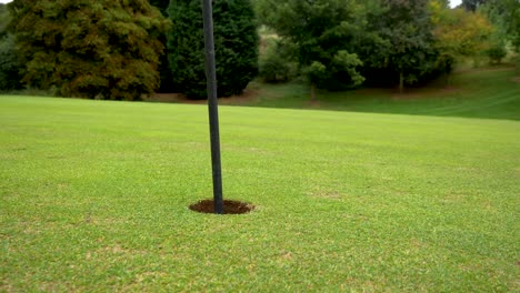 close up of the flag with a bounce and sink shot