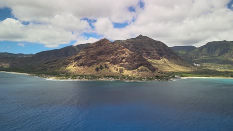 océanos y cielos azules en oahu