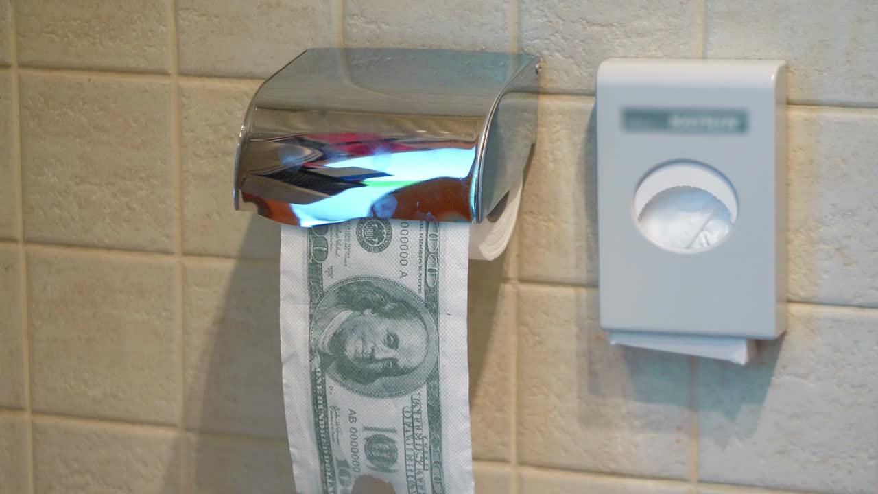 Using dollar toilet paper in 4k slow motion 60fps