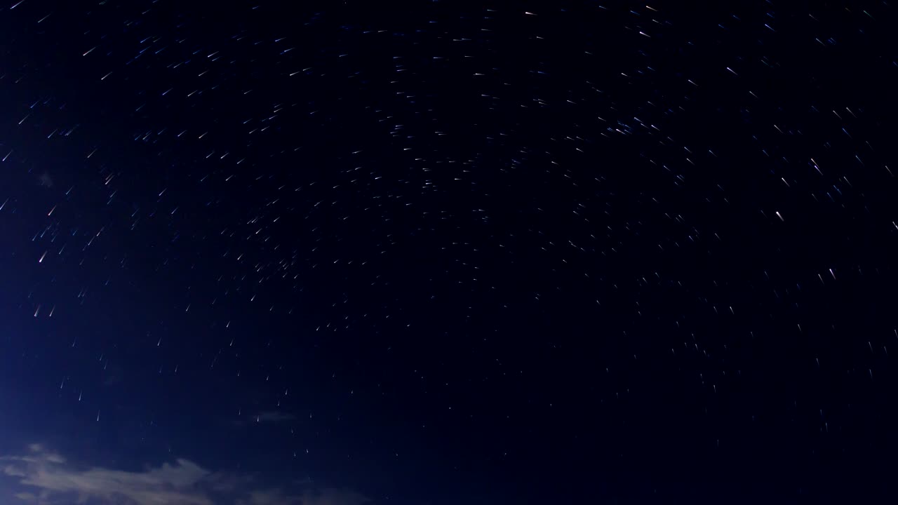 아름다운 밤하늘 별의 리 4k 타임 스 (코메트 모드)