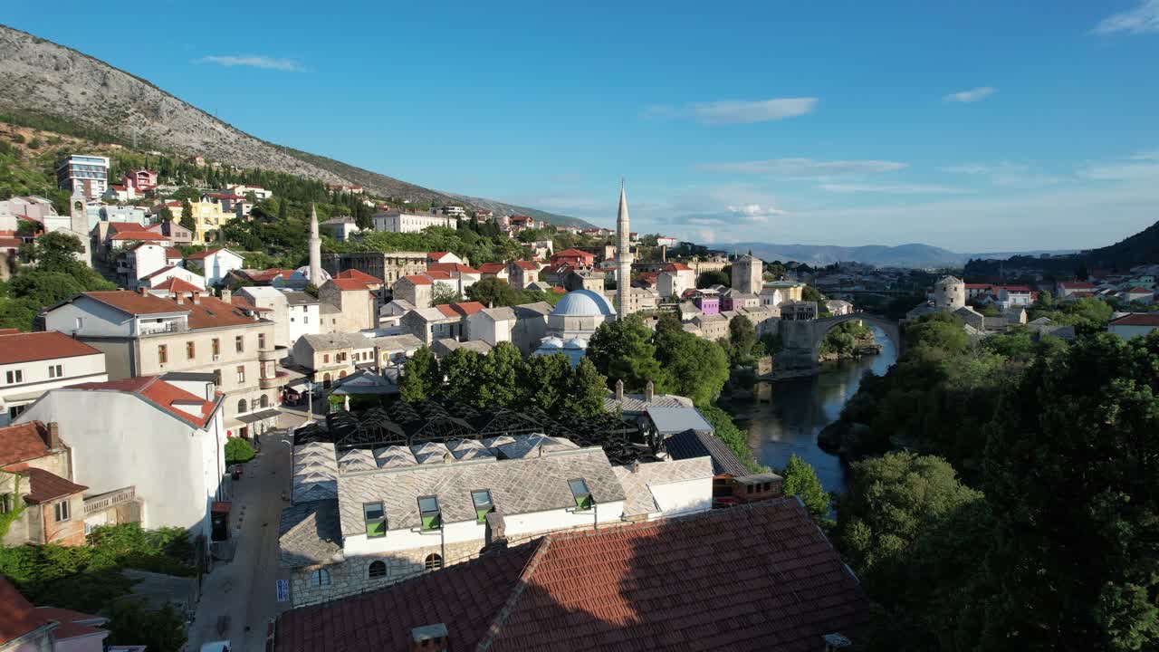 vista histórica de la ciudad de mostar