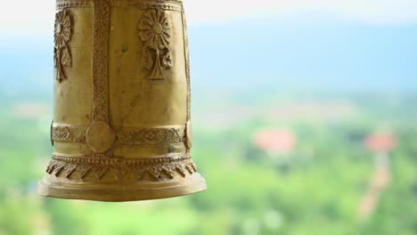 Buddhist-Temple-Bell-or-Tsurigane