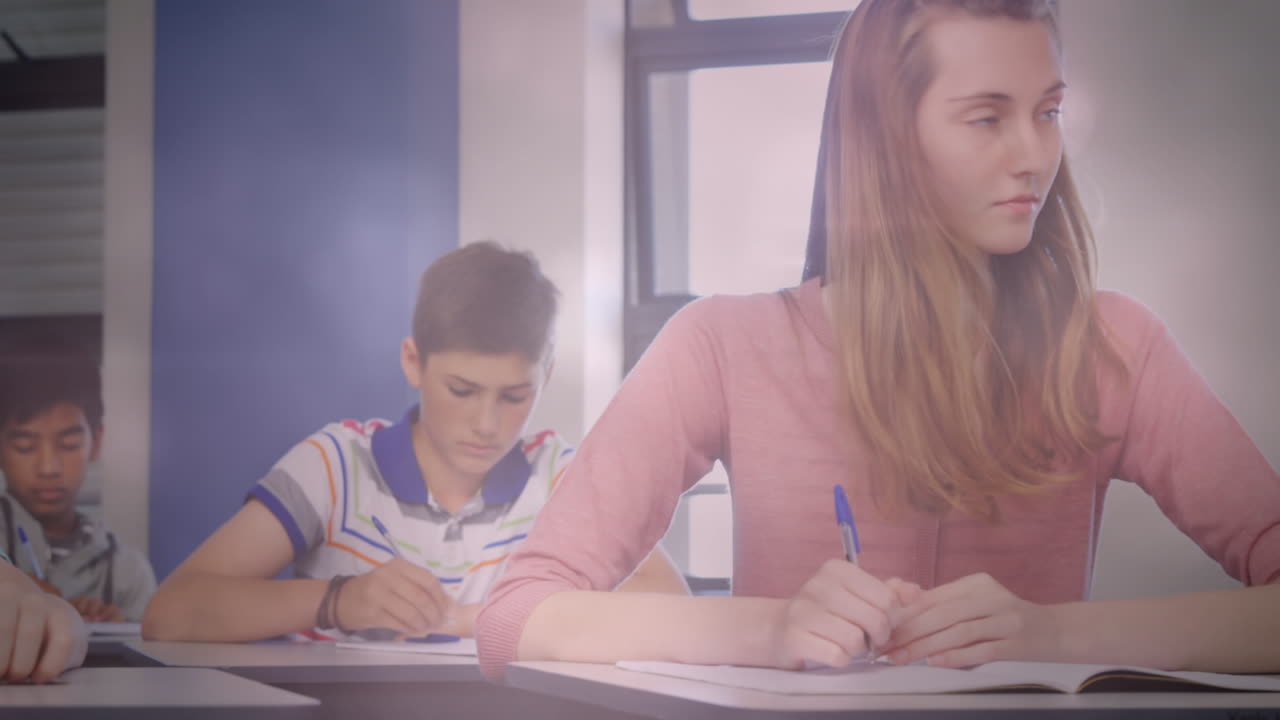 animación de estudiantes diversos en el examen de escritura escolar