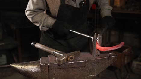 forjador de metales