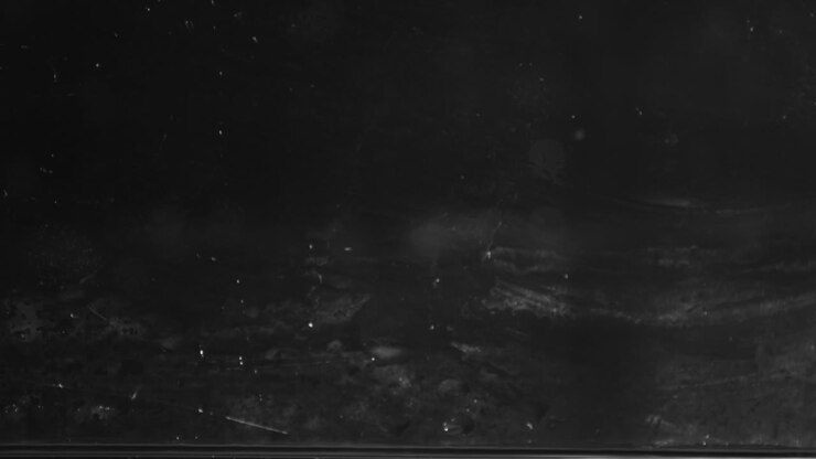 humo llenando un tanque de vidrio