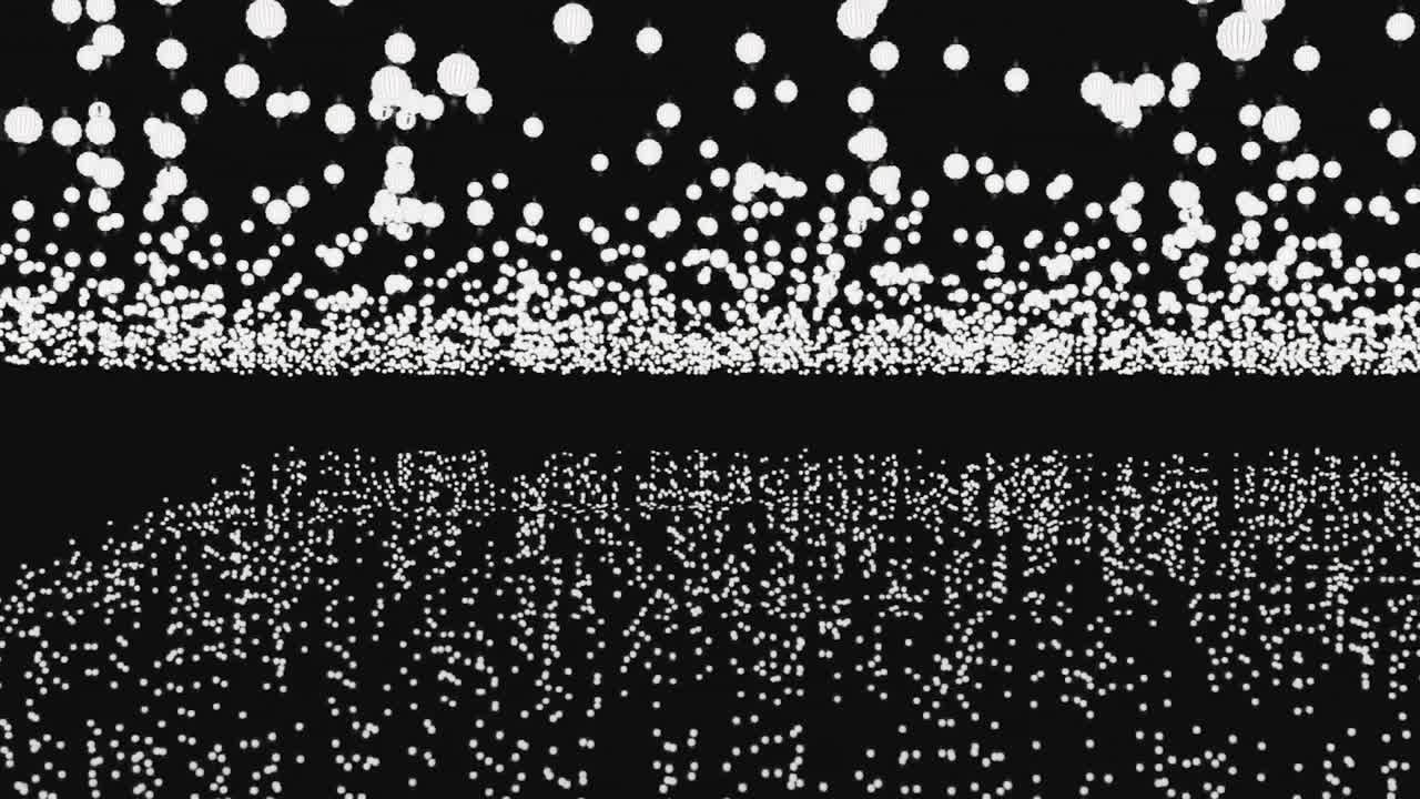 검은색 배경에 반사되어 흐르는 구체의 추상적인  구름, 끝없는 양의 다채로운 원이 수평 흐름, 원활한 루프, 모노크롬을 만니다.