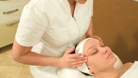 facial massage with accent on eye area