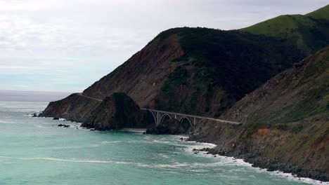 Vistas-Desde-La-Carretera-De-La-Costa-Pacífica-De-California-A-Principios-De-La-Primavera