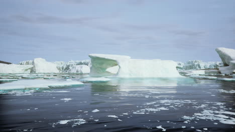 Eisberge.-Gletscher-Und-Berge-Der-Antarktischen-Halbinsel