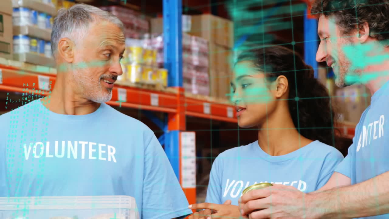 animación del procesamiento de datos sobre diversas personas que trabajan en el almacén