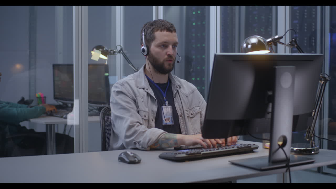 IT Support Technician in a Data Center