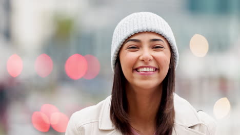 Portrait-of-a-shy-girl-outside-in-an-urban-city