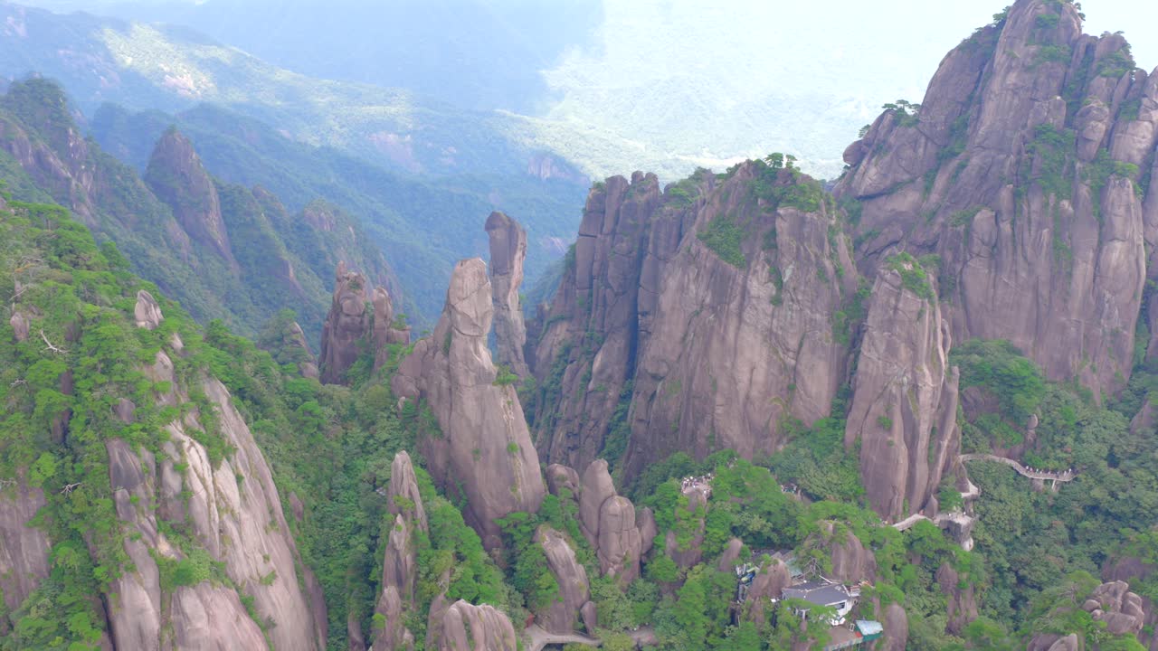 Mount Sanqing in Jiangxi Province, a famous mountain in China, with strange peaks and rocks towering into the clouds, miraculous geological and geomorphological wonders, and great works of nature