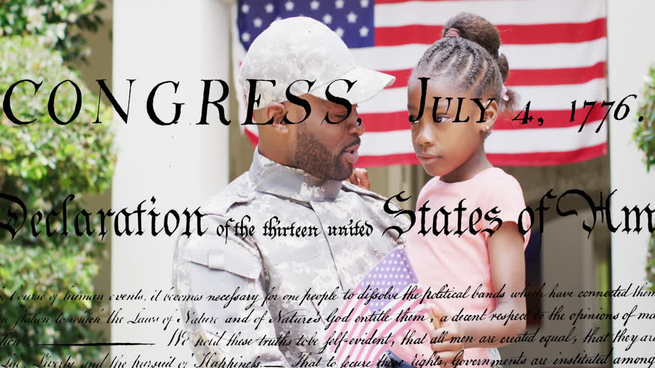 미국 국기와 헌법 텍스트의 애니메이션: 딸과 함께 아프리카계 미국인 남성 군인