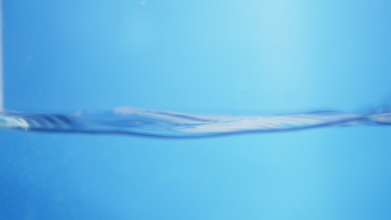 결정적으로 은 파동 효과