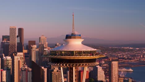 stunning sunset views of seattle from the space needle