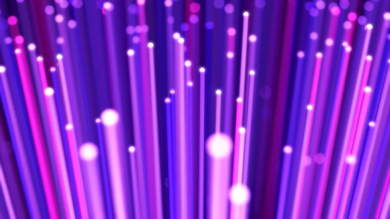 el seguimiento del cable de fibra óptica a través del marco.