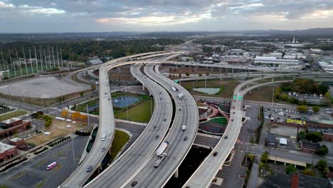 Autopista-En-Birmingham-Alabama-En-Hora-Punta