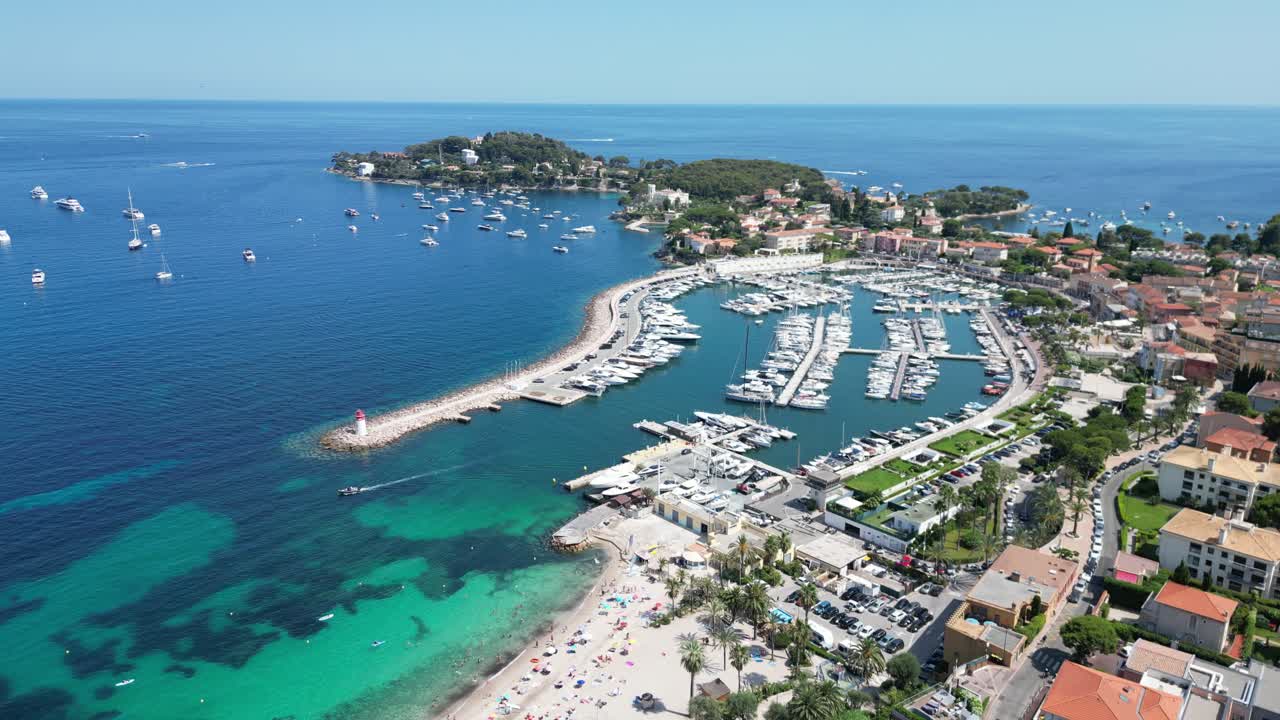 drone de panorámica de ángulo alto, beaulieu sur mer, francia
