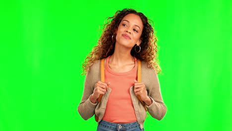 pantalla verde mujer, felicidad y sonrisa en el paseo