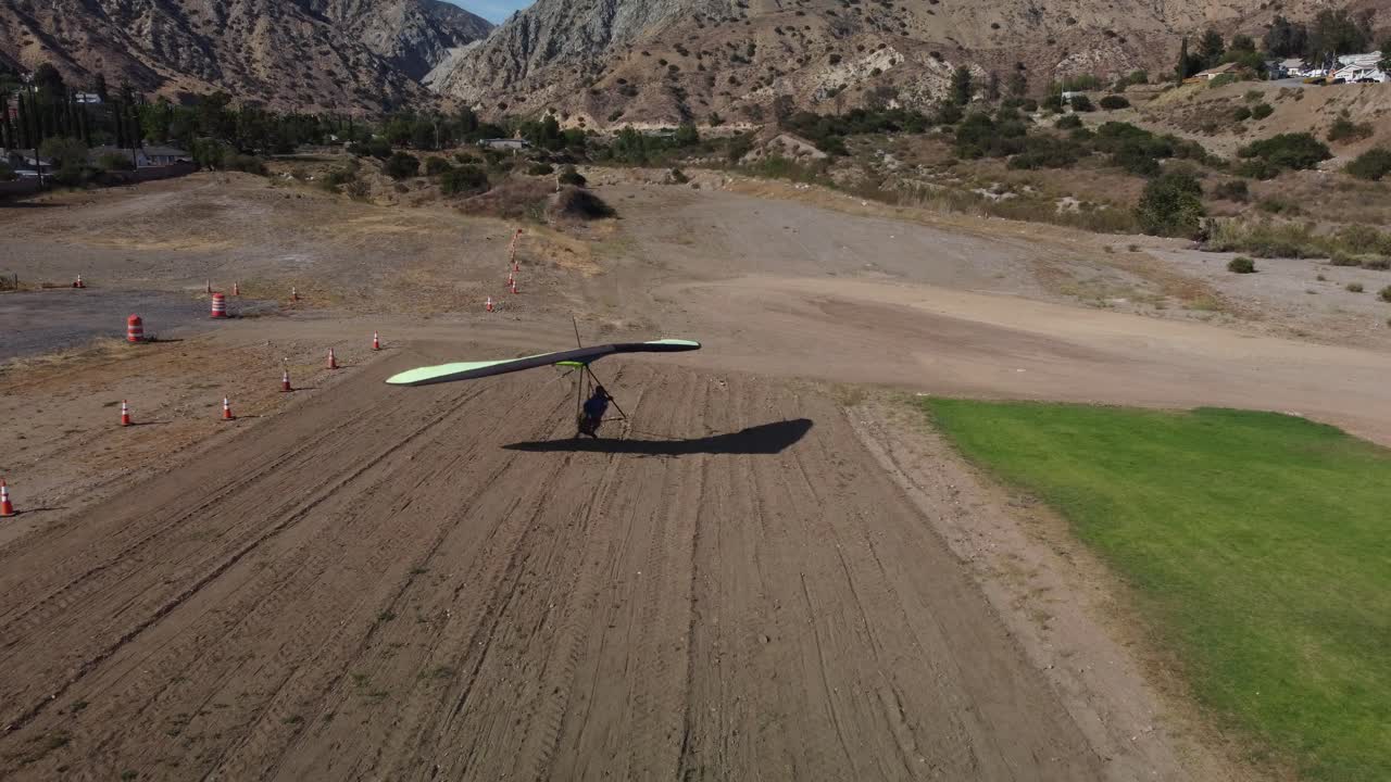 Sylmar Hang Glide Park Hang Glider Landing