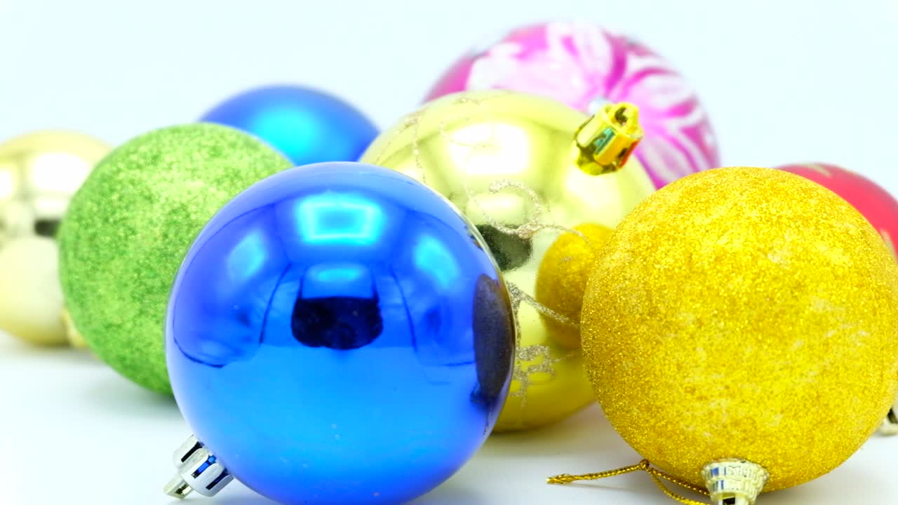 크리스마스 화려한 공 영상 백색에 루프