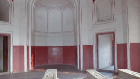 graveyards-inside-humayun-tomb-at-morning-from-unique-perspective