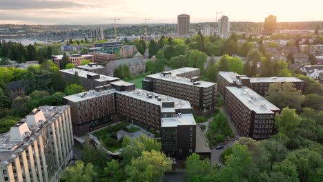 Orbiting-aerial-of-UW's-newest-residence-halls