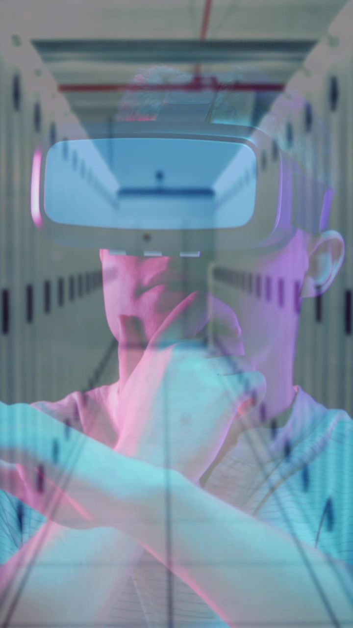Animation af mænd, der bruger VR-headset i et serverrum