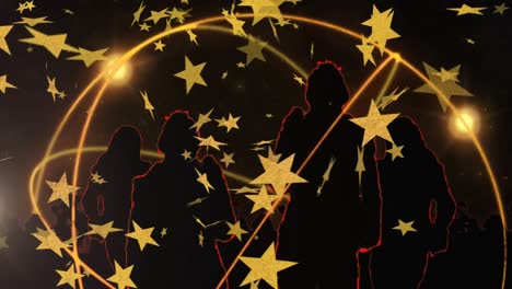 Animation-Von-Sternen,-Die-über-Tanzende-Silhouetten-Von-Menschen-über-Lichtspuren-Fallen