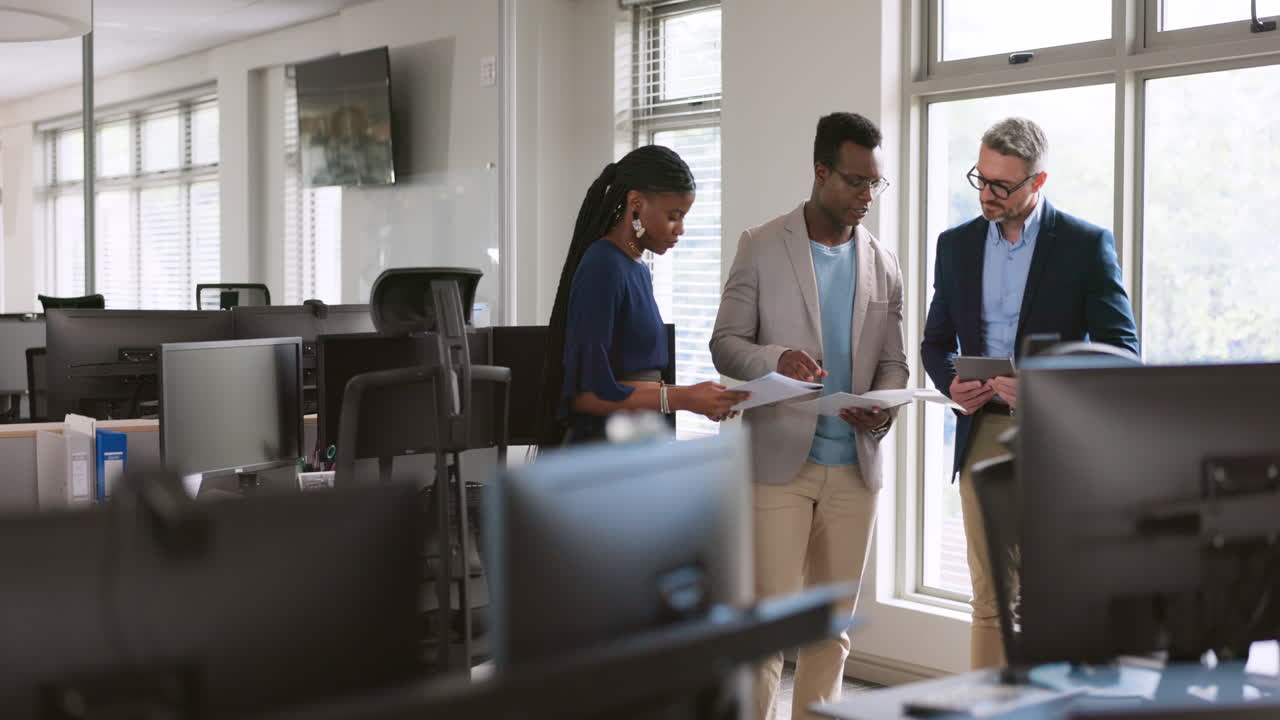 documentos, colaboración o gente de negocios