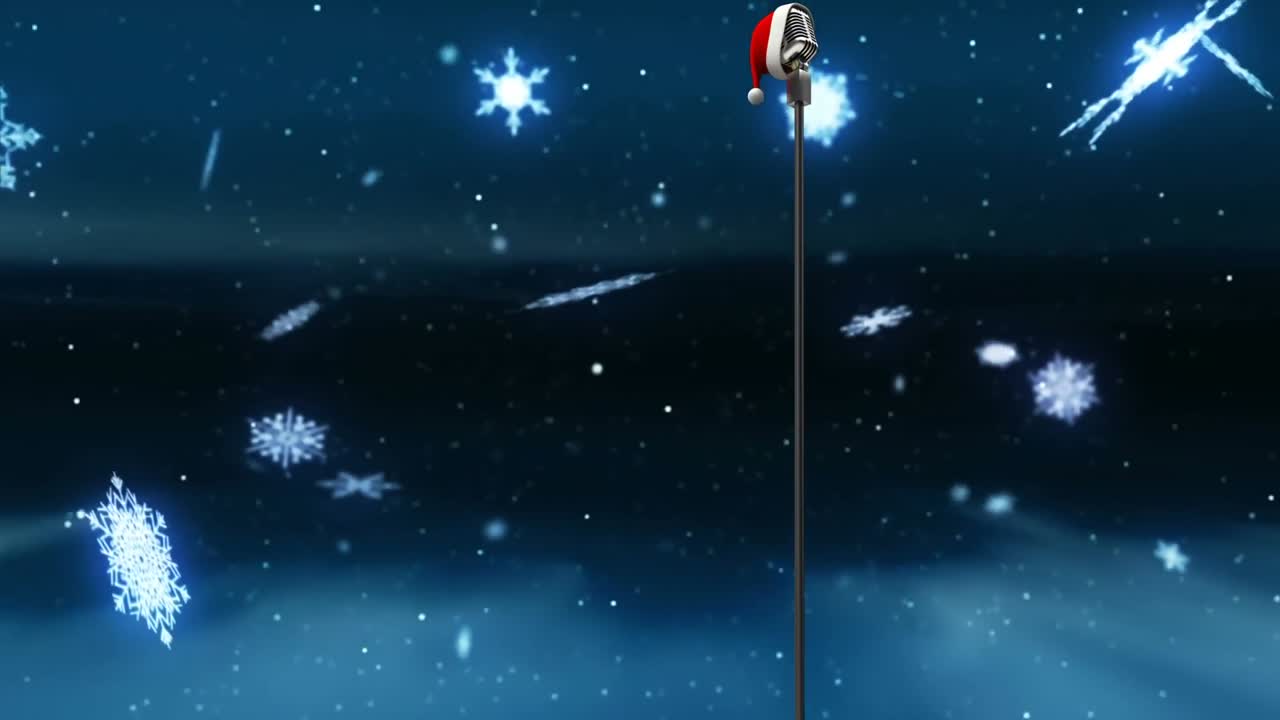 animación de nieve cayendo sobre el micrófono con sombrero de navidad en un fondo oscuro