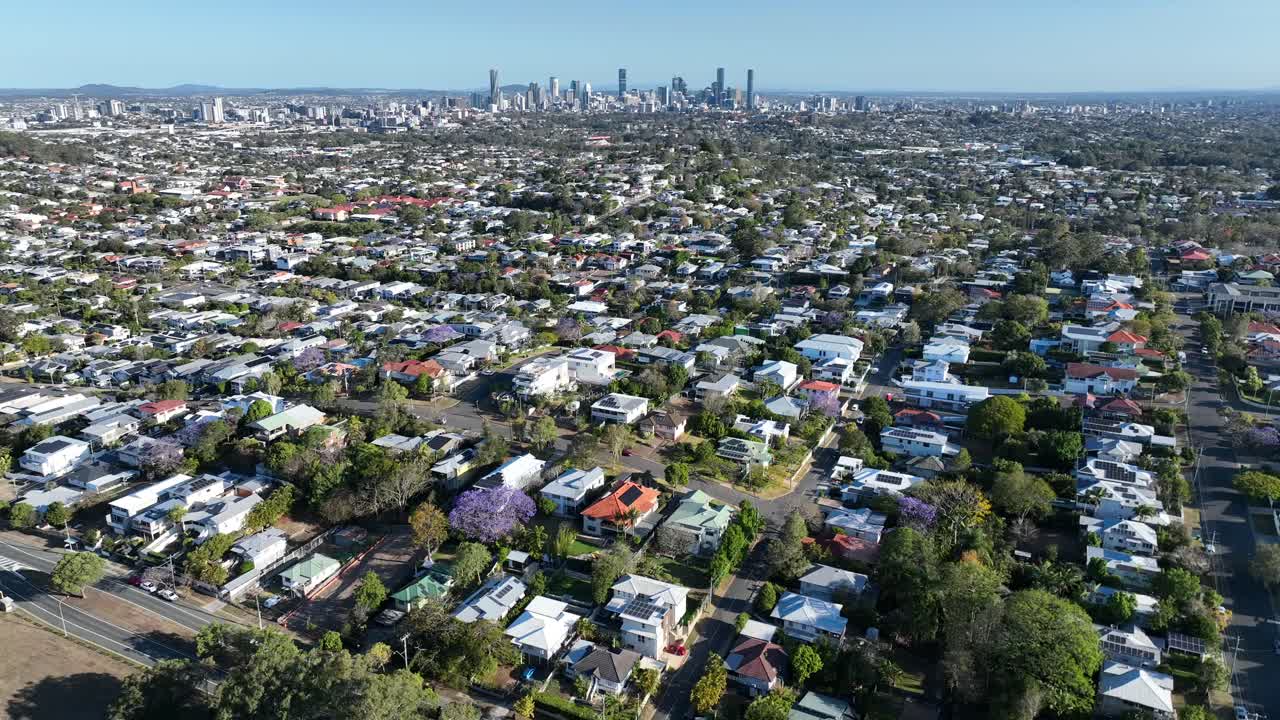 Ripresa aerea iniziale con drone di Brisbane City, Grange e Lutwyche