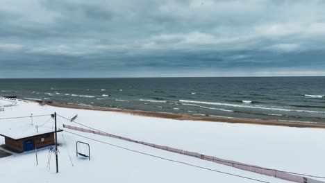 Aerial-pan-showing-the-water-color