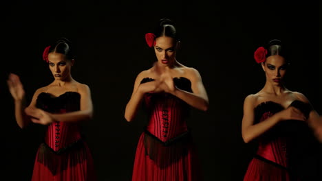 flamenco dancers