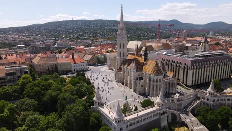 Flying-towards-Matthias-Church-and-tilting-down-to-Saint-Stephen's-king-statue