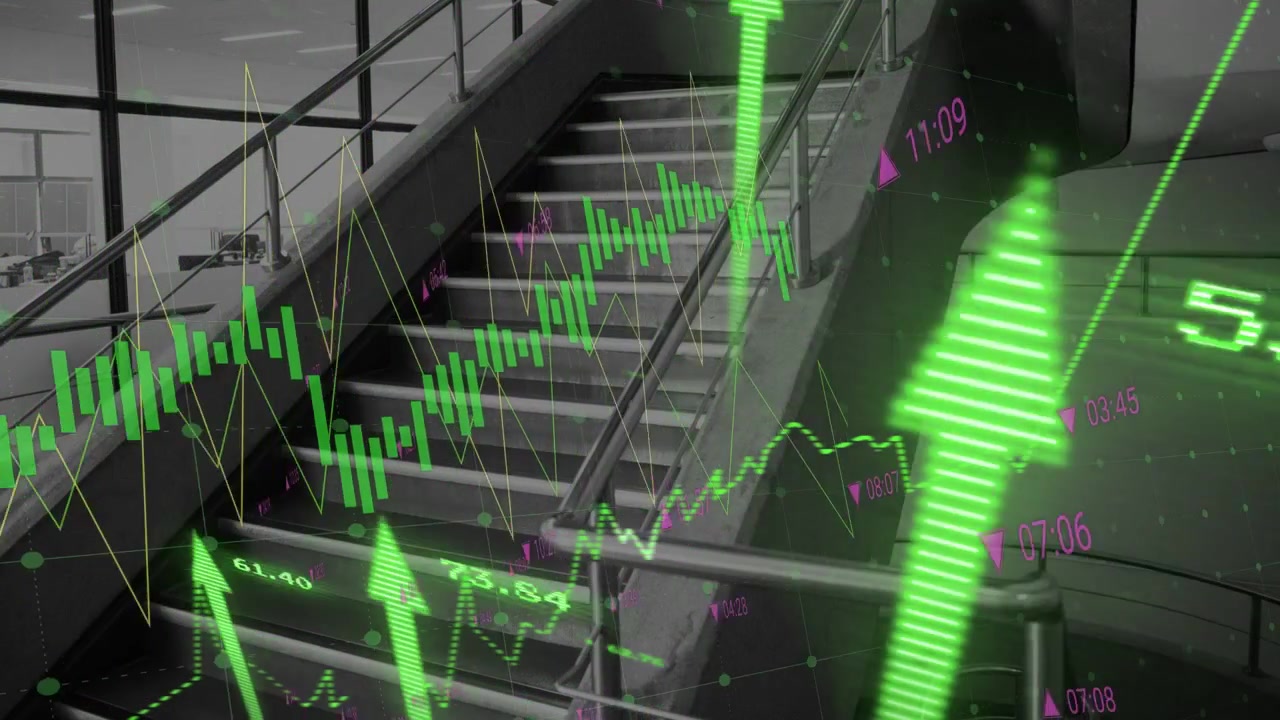 Une superposition apparaît, des escaliers restent immobiles comme des bougies vertes, des flèches montent, indiquant un gain sur le marché.