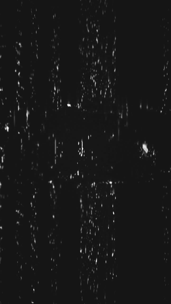 Effetto Glitch Statico Sfarfallante in Bianco e Nero