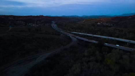 puente de san luis rey de noche vista de drones