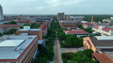 Campus-De-La-Universidad-De-Texas-Austin