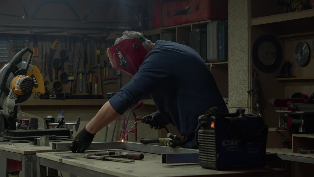 Welding some square Iron Tubes