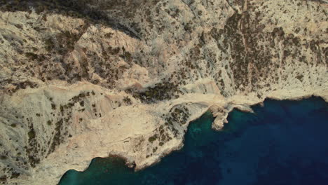 Vista-Aérea-De-Punta-Cala-Roja-En-Islas-Baleares,-Ibiza-España