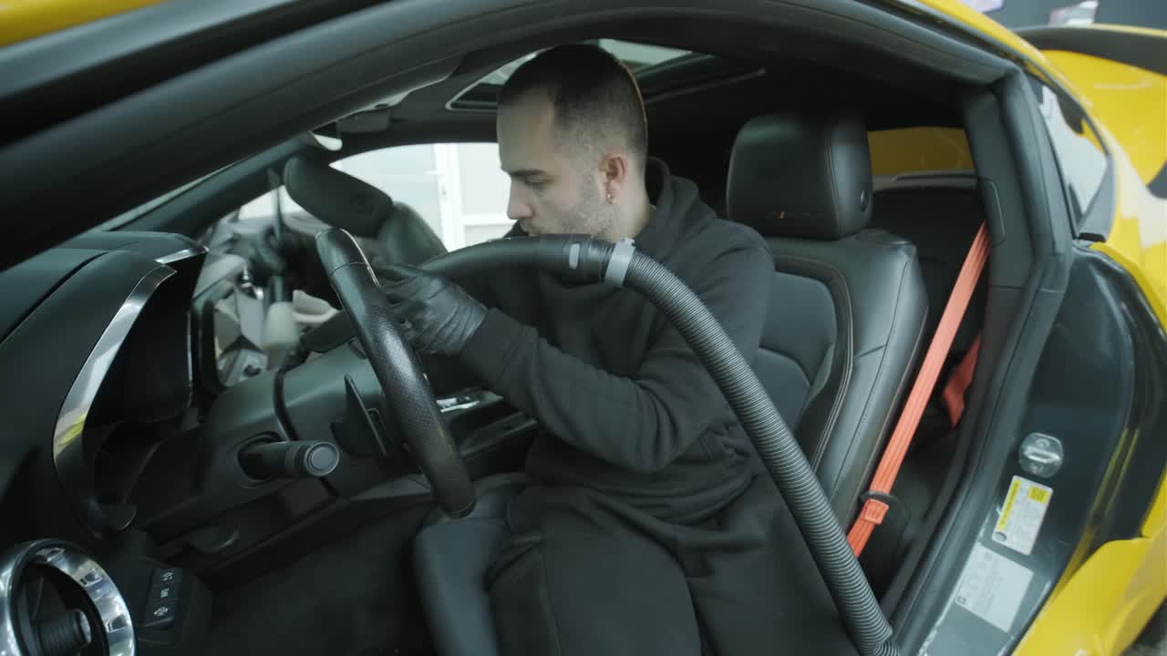 Professional Car Detailing – Washing, Ceramic Coating, and Interior Cleaning