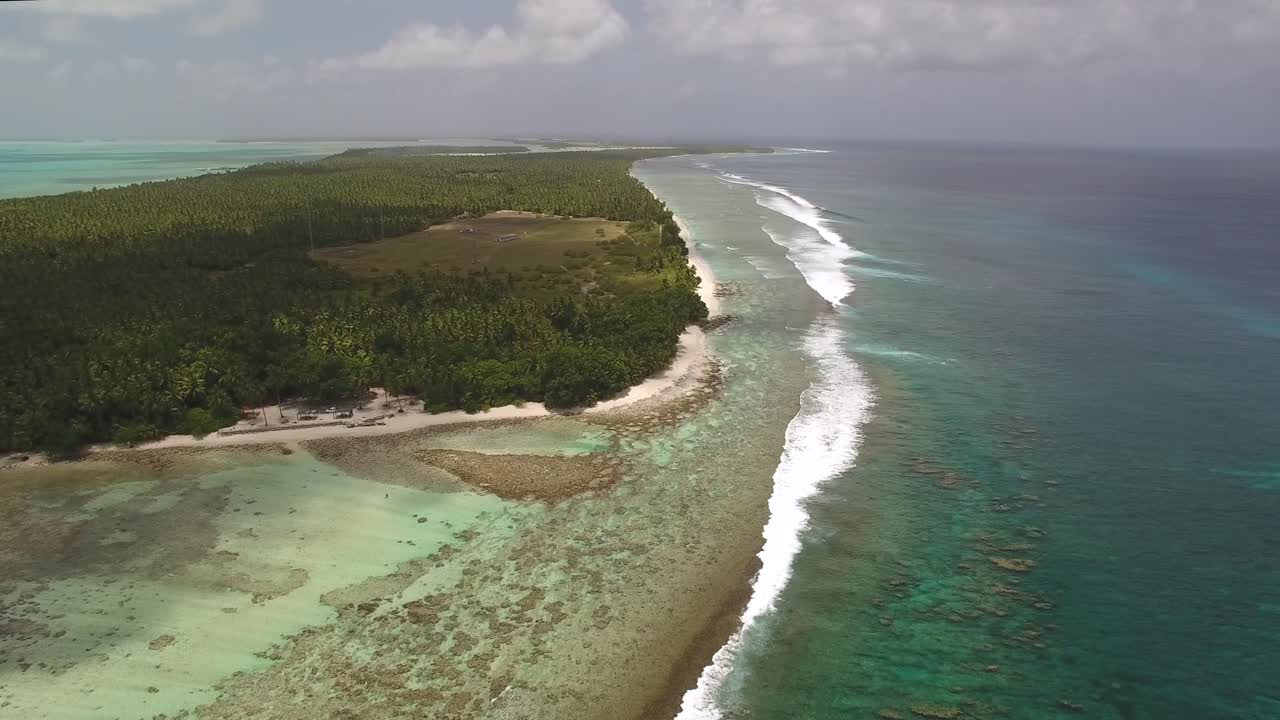 imágenes de drones de la isla cocos y el arrecife, australia
